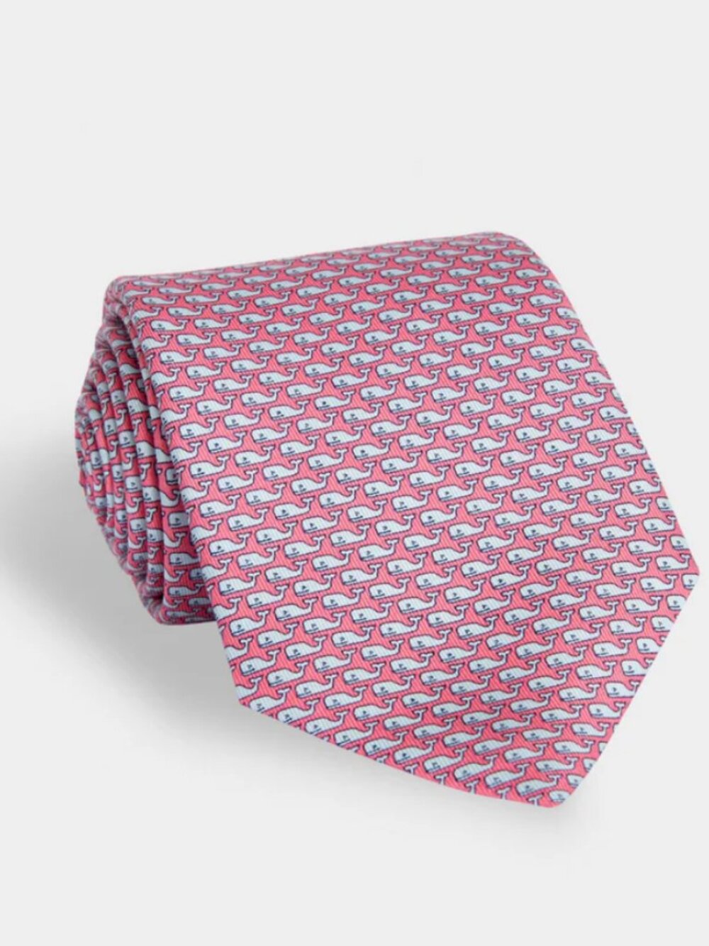 Vineyard Vines 100% Silk Whale Tie Red Pink USA Prep Ivy Golf Business Classic